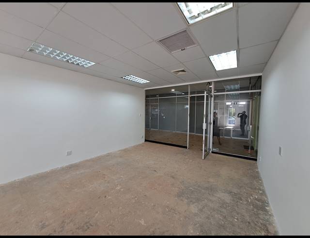 62M² OFFICE TO LET IN CRAIGHALL